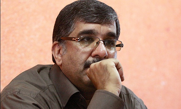 احمد دهقان با «سال بازگشت» در نمایشگاه کتاب احمد دهقان با «سال بازگشت» در نمایشگاه کتاب