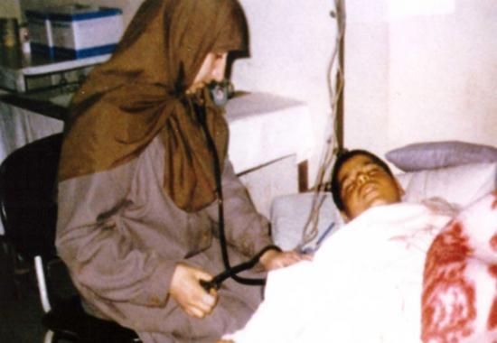بیست و یکمین موشک صدام خانه ام را ویران و پسرم را از من گرفت/ مهمانی تمام نشدنی ترکش 30 ساله در سرم/ از دید مردم انسان هایی غیرطبیعی هستیم! 